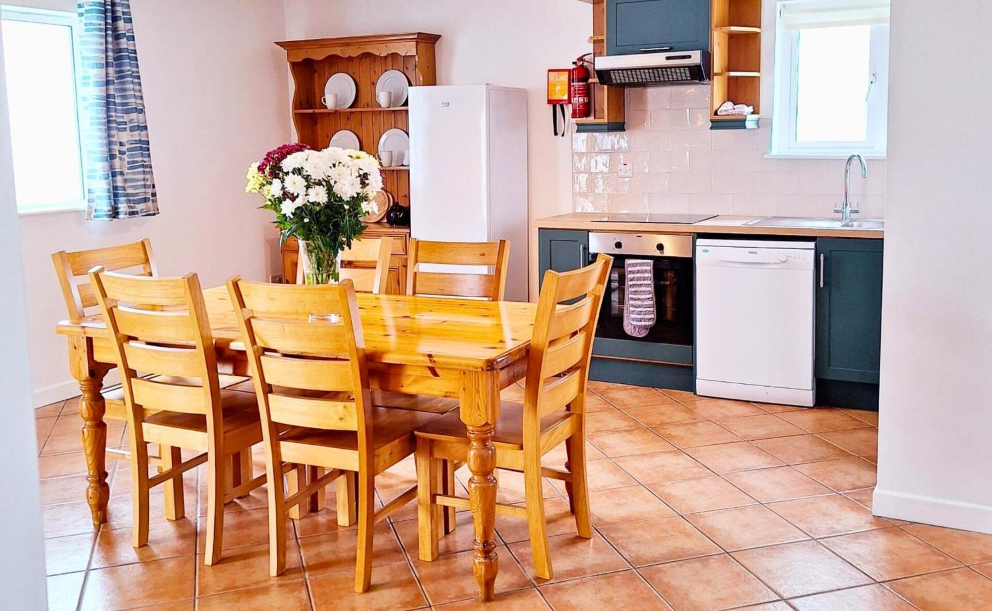 Dingle Harbour Cottages 3 Bed Sleeps 7 By Trident Holiday Homes エクステリア 写真